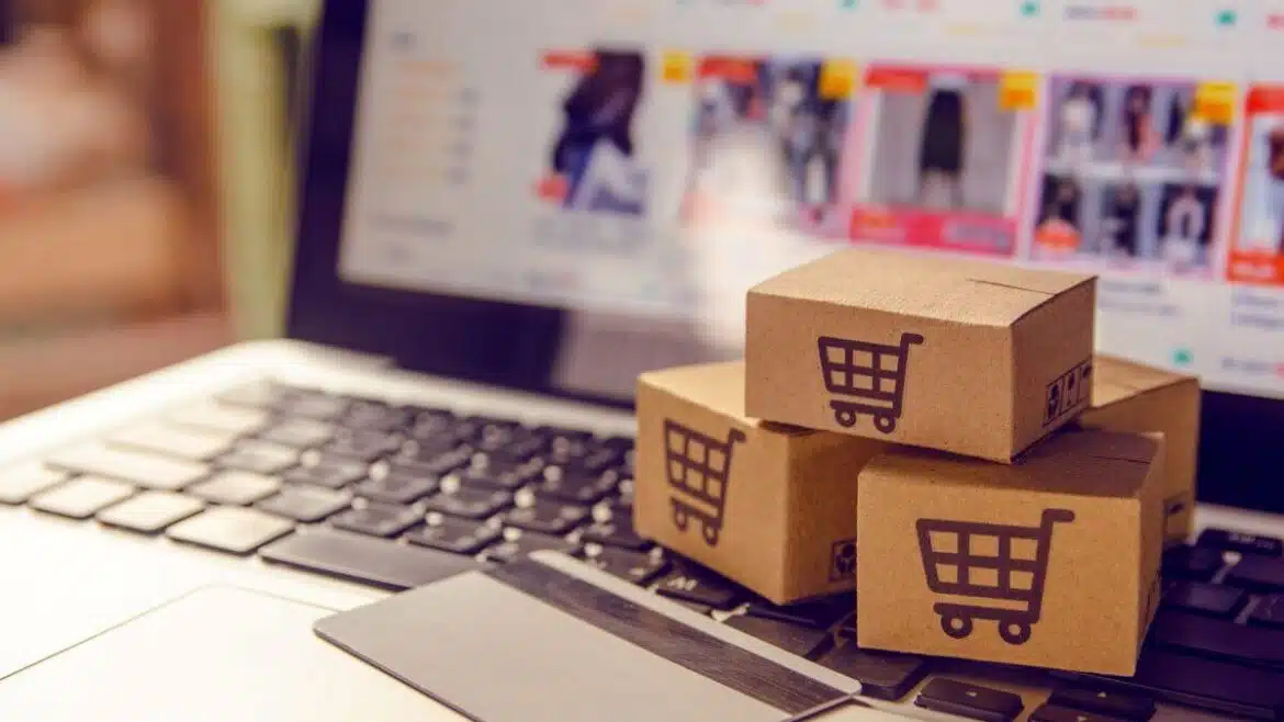 Managing Product Data Effectively in the UK Online Retail Sector